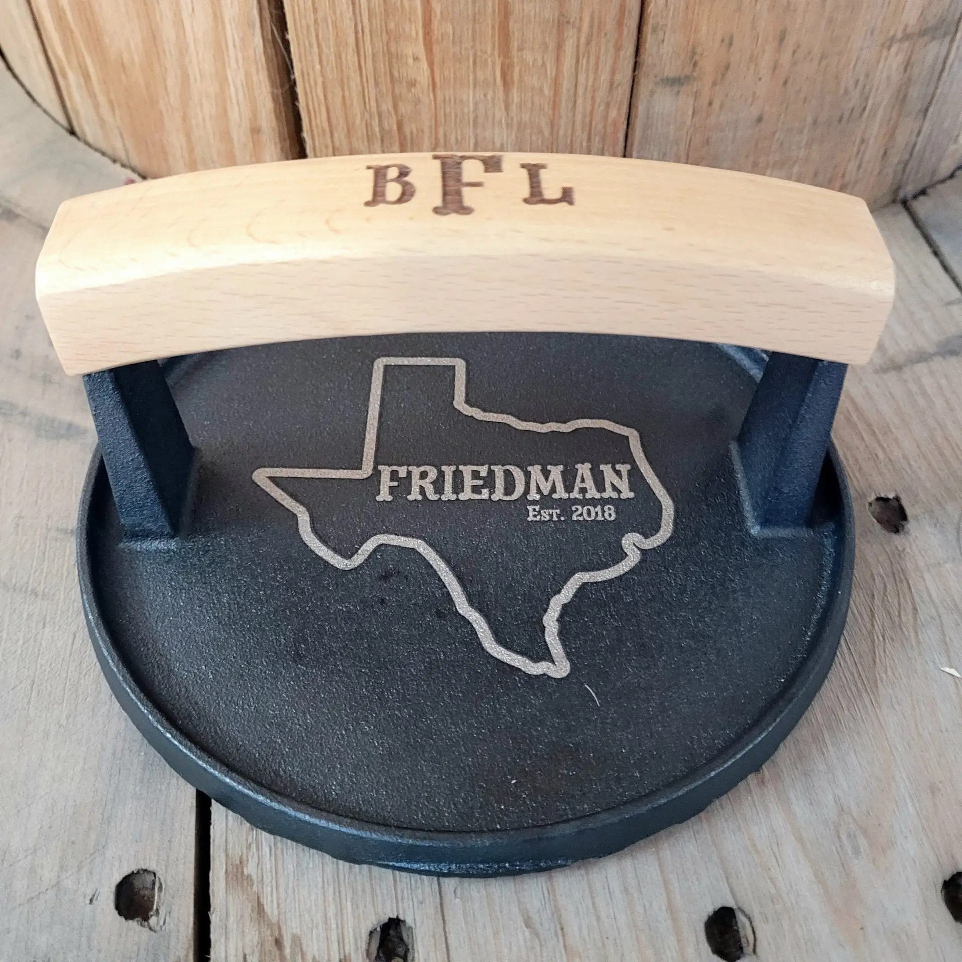 Personalized Cast Iron Burger Smasher: Engraved Grilling Anniversary Gift - Image 6